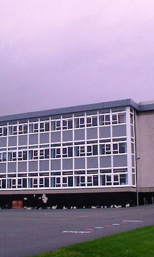 Bell's Brae School Curtain Walling image